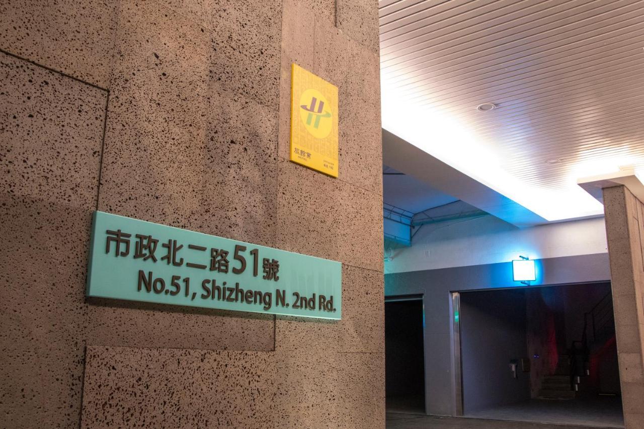 Fifth Avenue Motel Taichung Luaran gambar