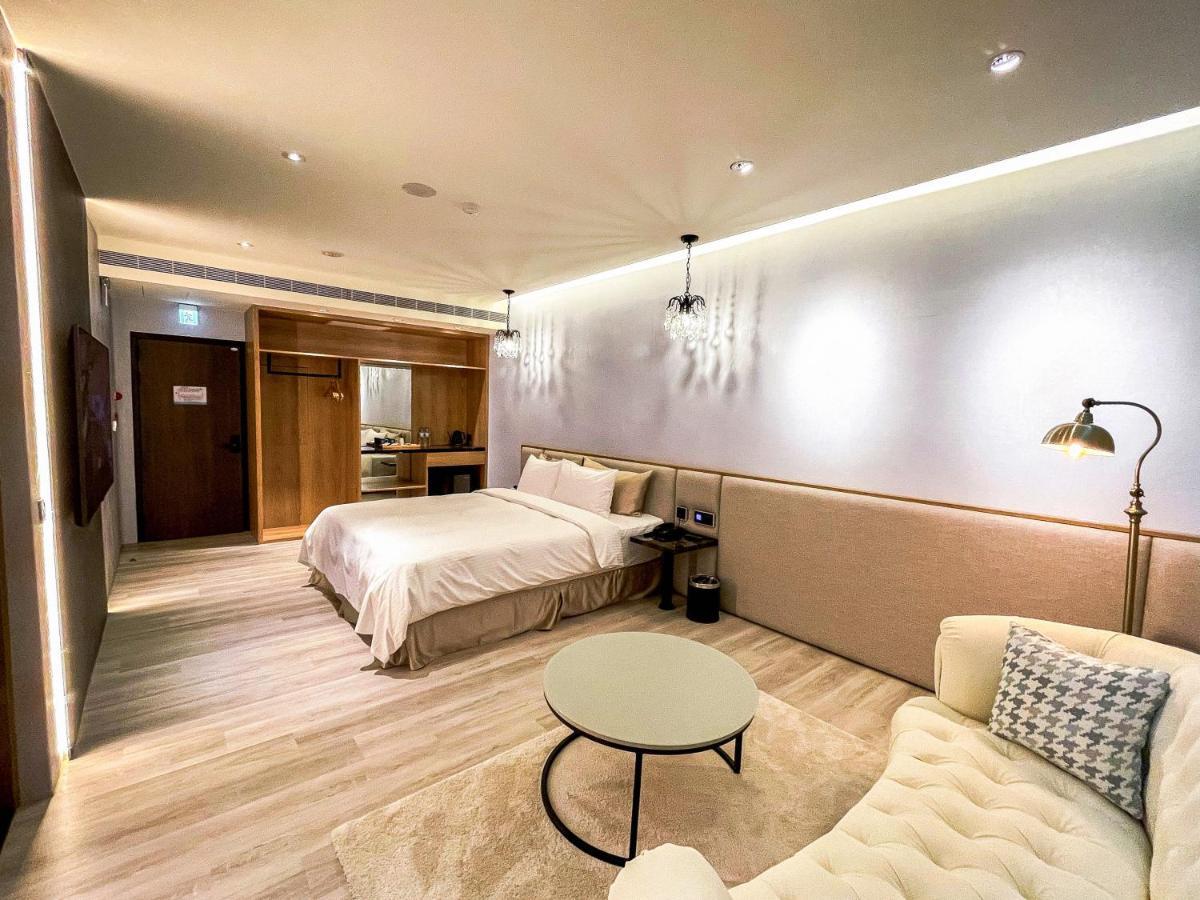 Fifth Avenue Motel Taichung Luaran gambar