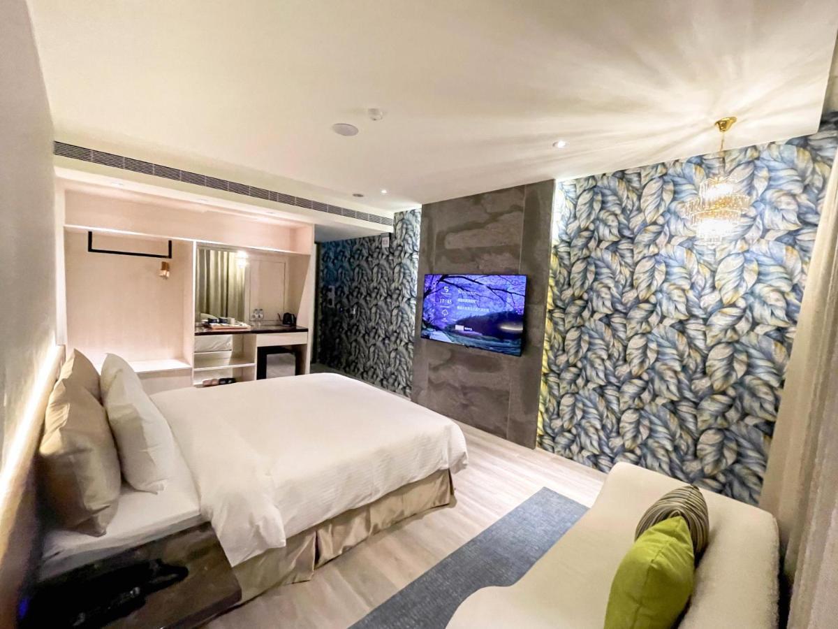 Fifth Avenue Motel Taichung Luaran gambar